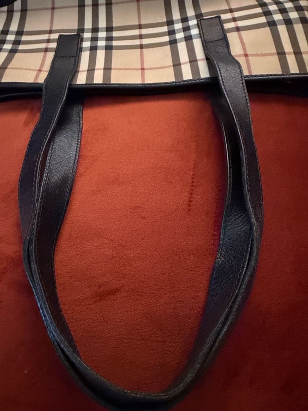 Classic Check Tote Bag in Beige and Black - Picture 5 of 12